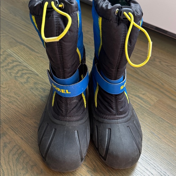 Sorel Black and Blue Snow Boots with Yellow Accents - Picture 1 of 6